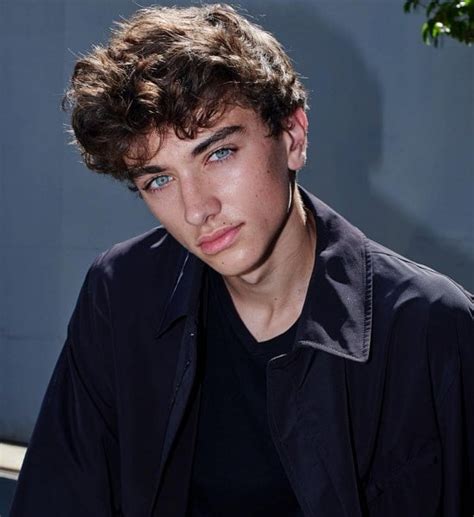 Gavin Casalegno Age, Birthday, Girlfriend, Net Worth,。